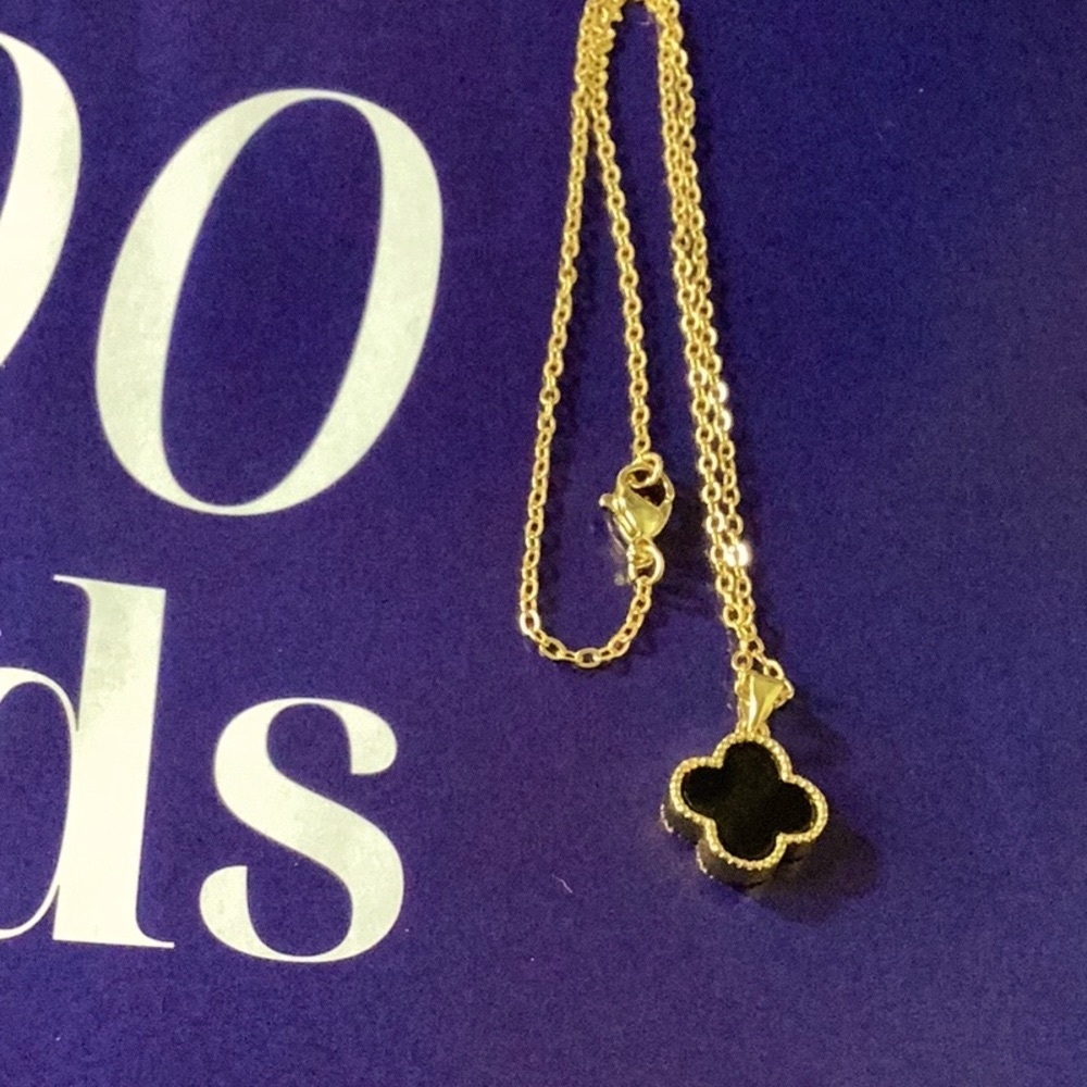 Gold Four Leaf Clover Pendant Necklace